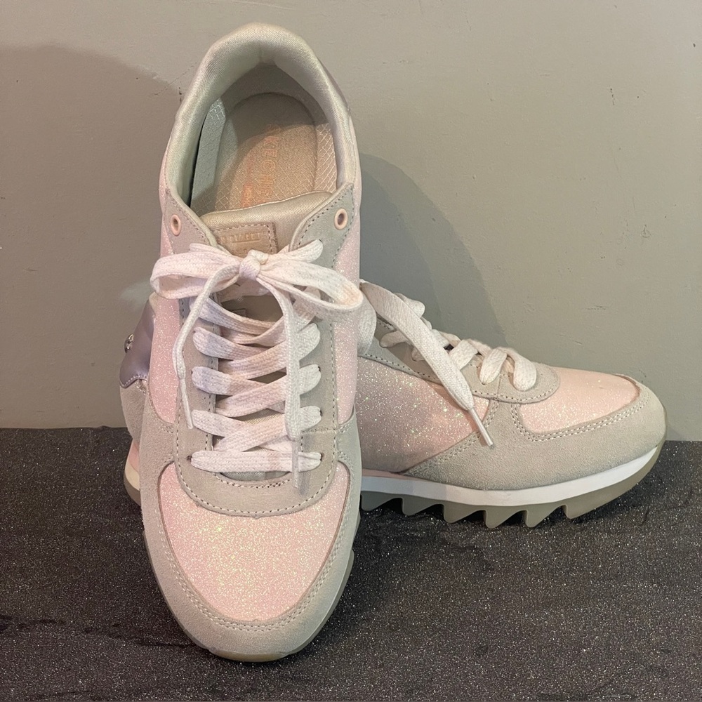 (NWOT) Skechers Street Women's Glitter Sneakers